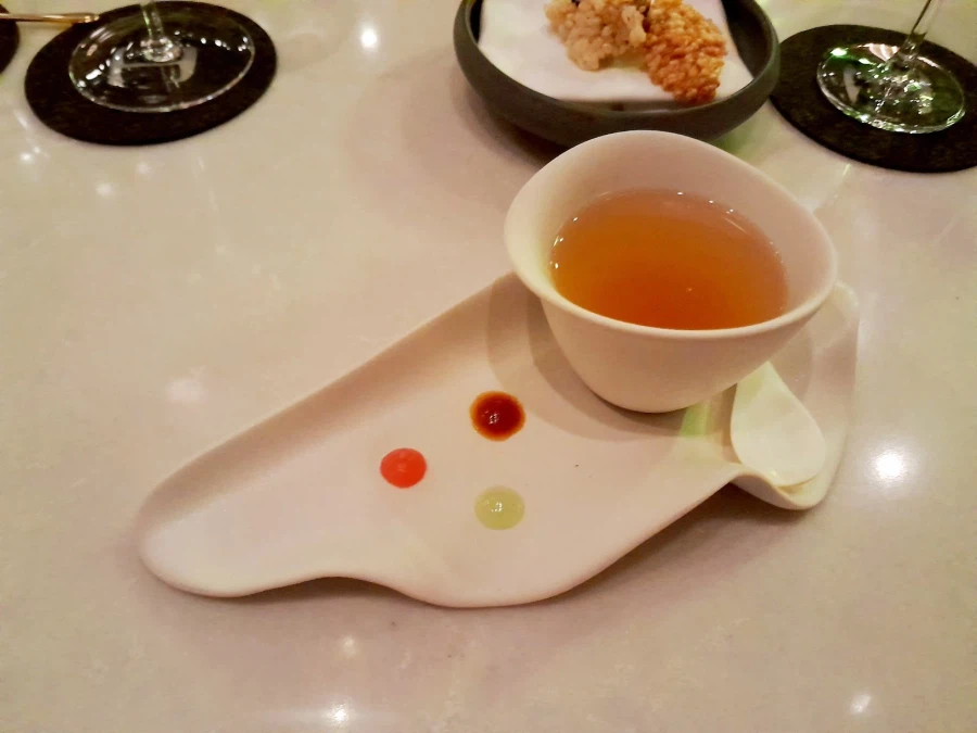 한잔은 떠난간 너를위하여 한잔은 너와 나의 영원했던 사랑을위하여_10.webp