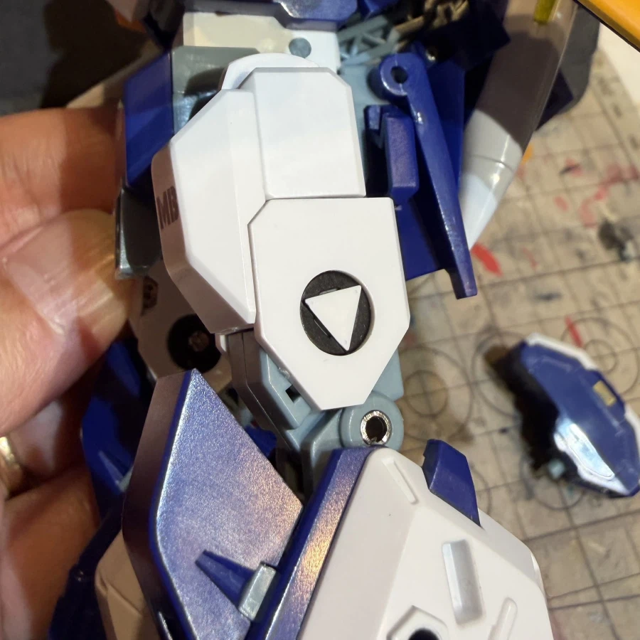 [타카라토미] 토이라이즈 레기오스 오메가. 수수께끼의 기믹(?) 공개_1.webp