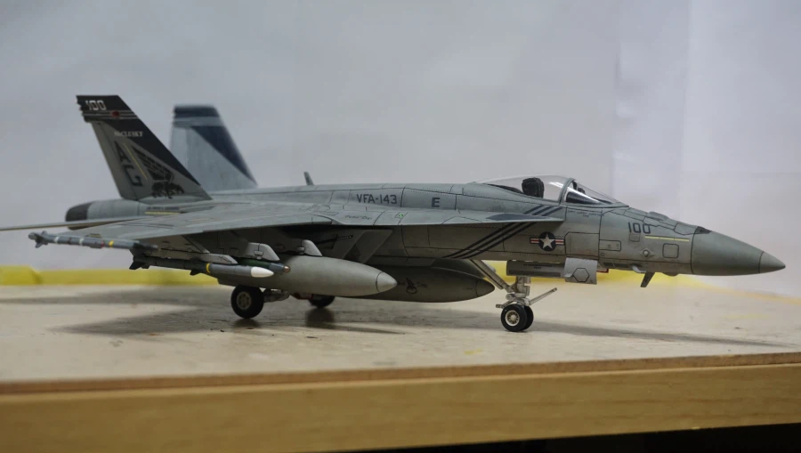 [Academy] 1/72 F-18E 수퍼호넷_9.webp