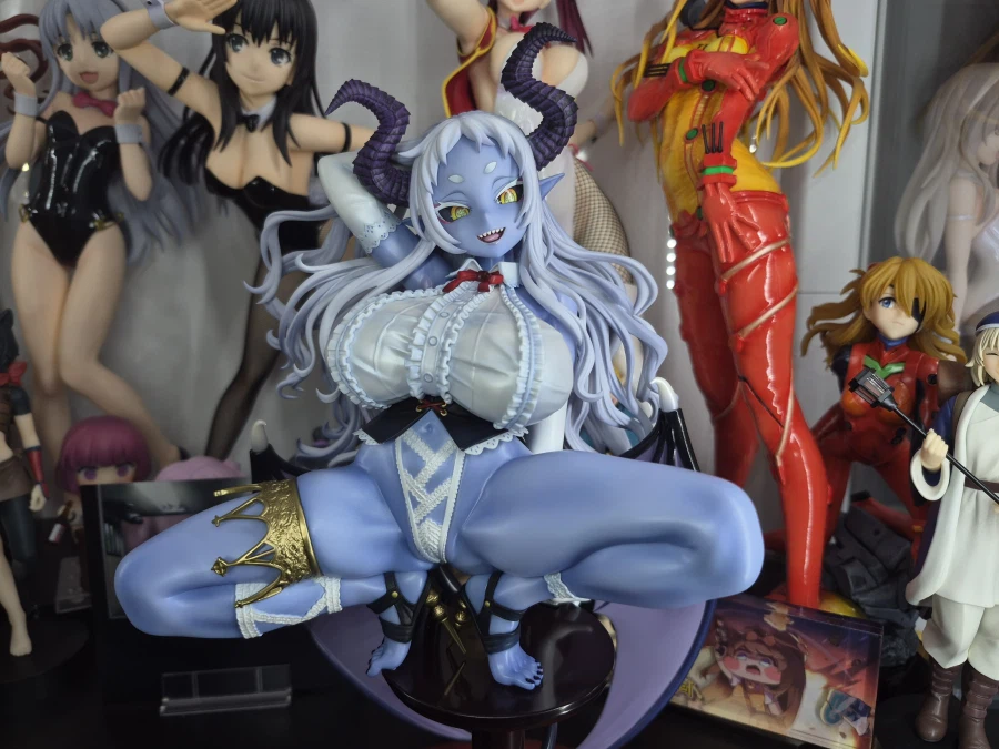 [스페이스모구라] 에르코 쾨니히 by 아사나기_1.webp