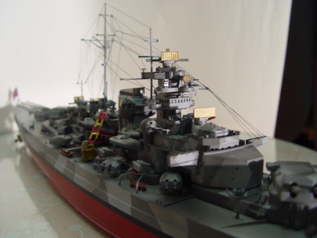 아카데미 1/350 전함 비스마르크_9.jpg