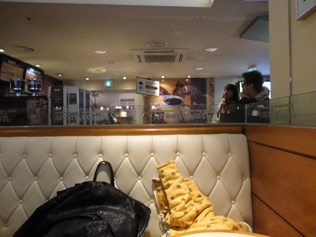 명인 만두 and 그리피스 도넛 in 명동_16.jpg