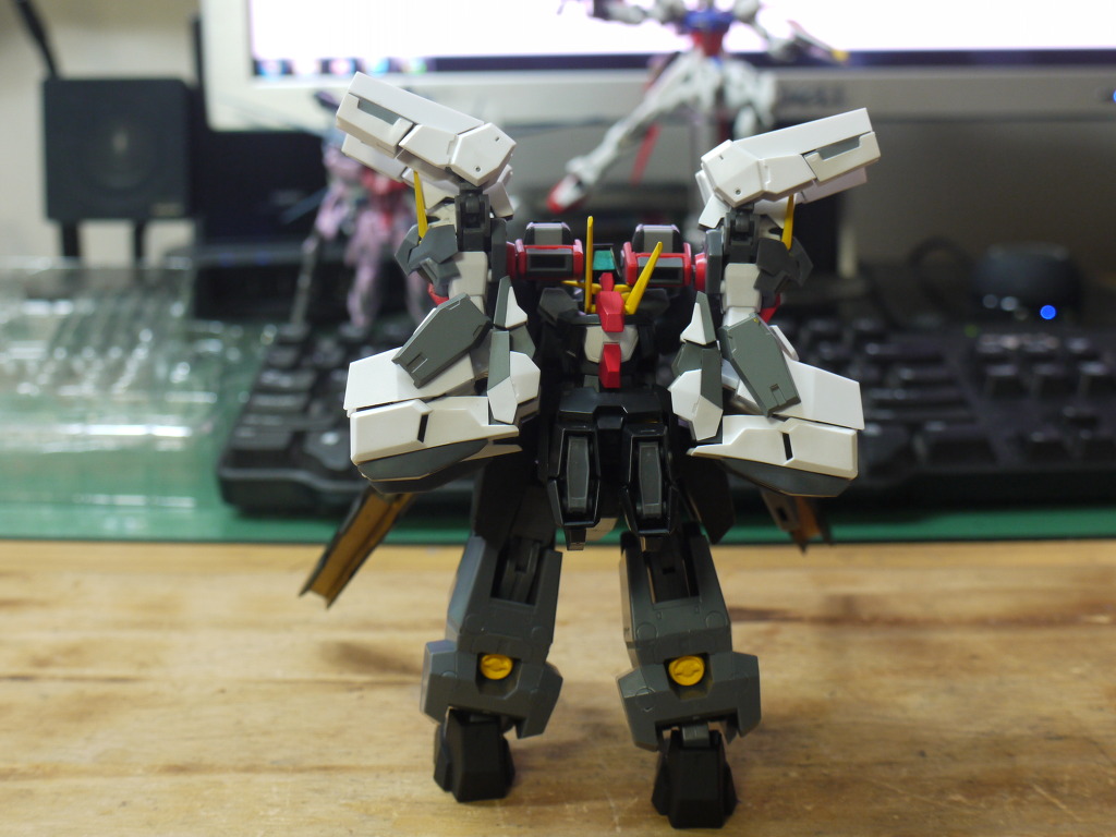 img/4/F/8/1/4F81B271451C900017