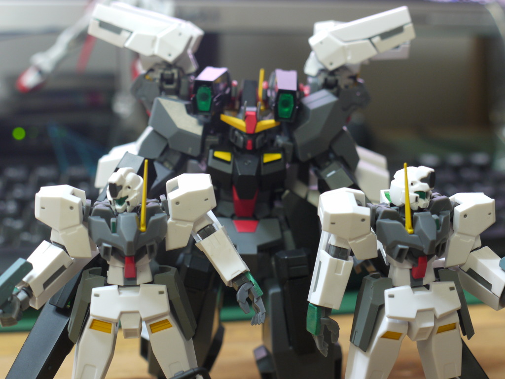 img/4/F/8/1/4F81B3FA430B070005