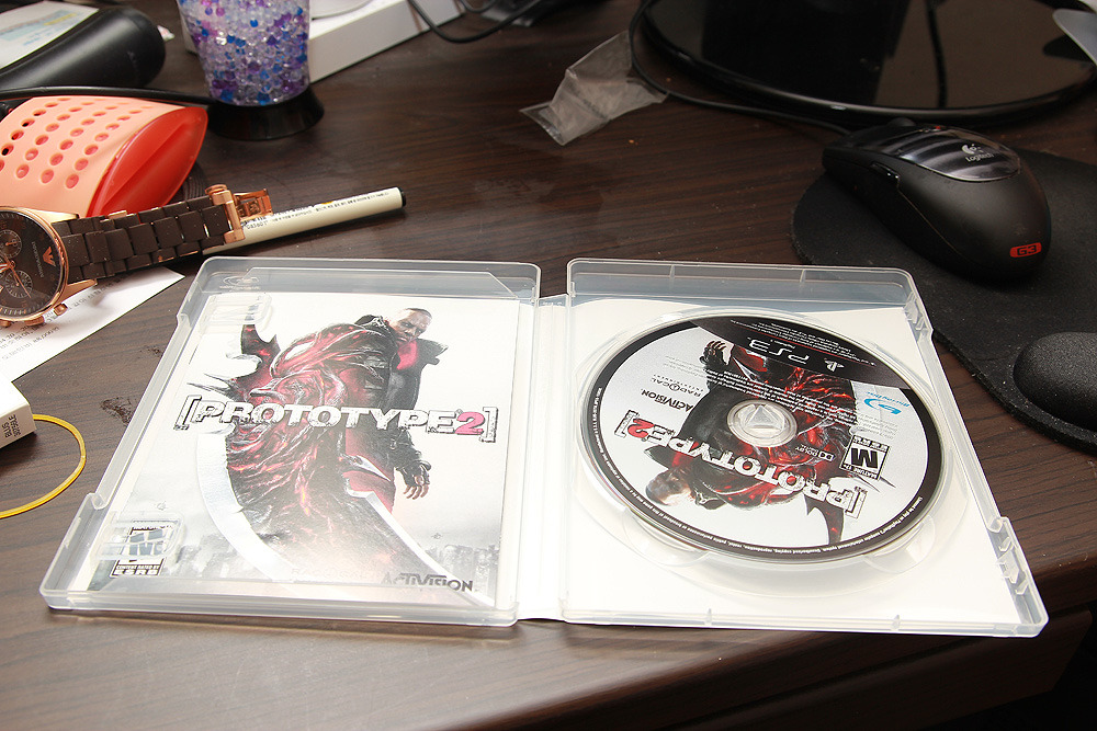프로토타입2 개봉샷_5.jpg