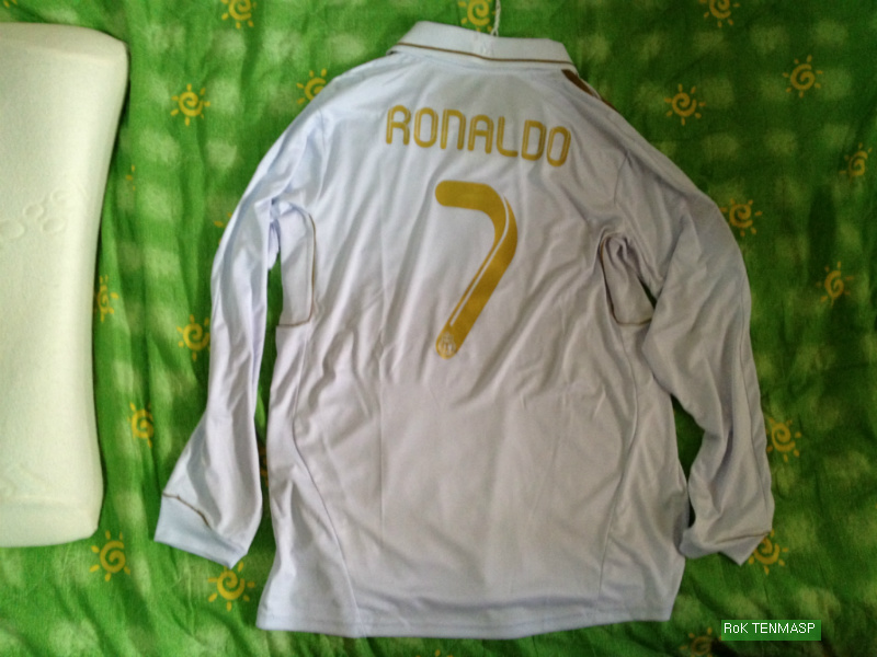 동대문에서 어제 레플 샀는데요(11~12 레알, 유로 2008 스페인)_2.jpg