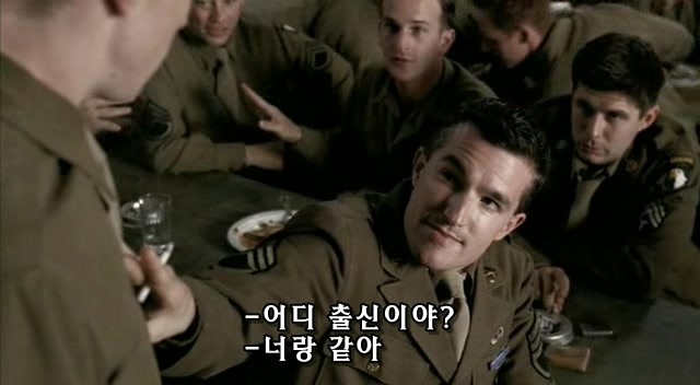 밴드 오브 브라더스 제3화 Carentan (2/2) _215.jpg