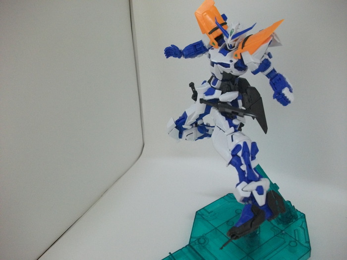 [MG] 노출건담?! 아스트레이 블루 프레임/2nd R_9.jpg