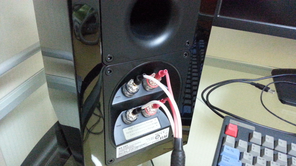 PC책상 바꿀 겸 PC-Fi 입문했습니다_11.jpg