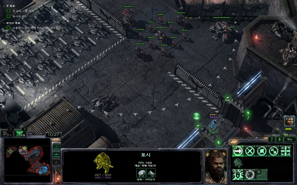 img/5/2/E/7/52E71765363C710018