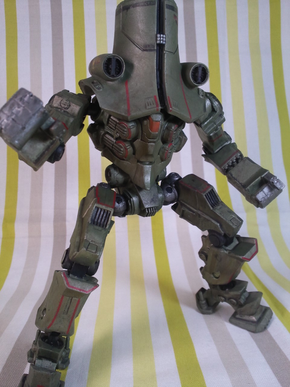NECA 퍼시픽림 7인치 3탄- 체르노알파 리뷰[브금]_17.jpg