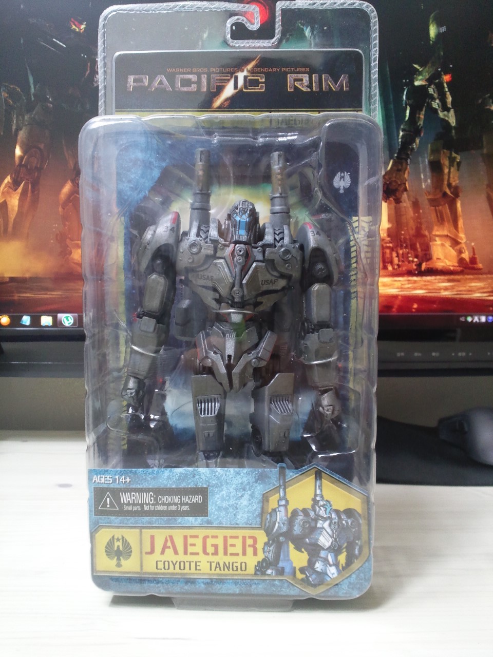 NECA 퍼시픽림 7인치 3탄- 체르노알파 리뷰[브금]_36.jpg