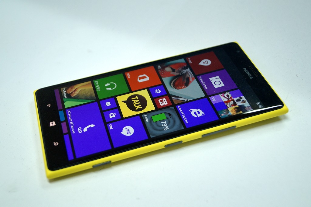 LUMIA1520..노랗고 이쁜...ㄸㅗㅇ..._4.jpg