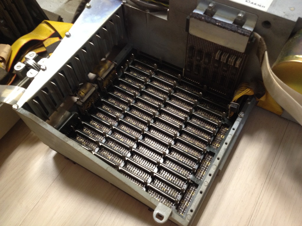 IBM 5100, 최초의 휴대용 컴퓨터_19.jpg