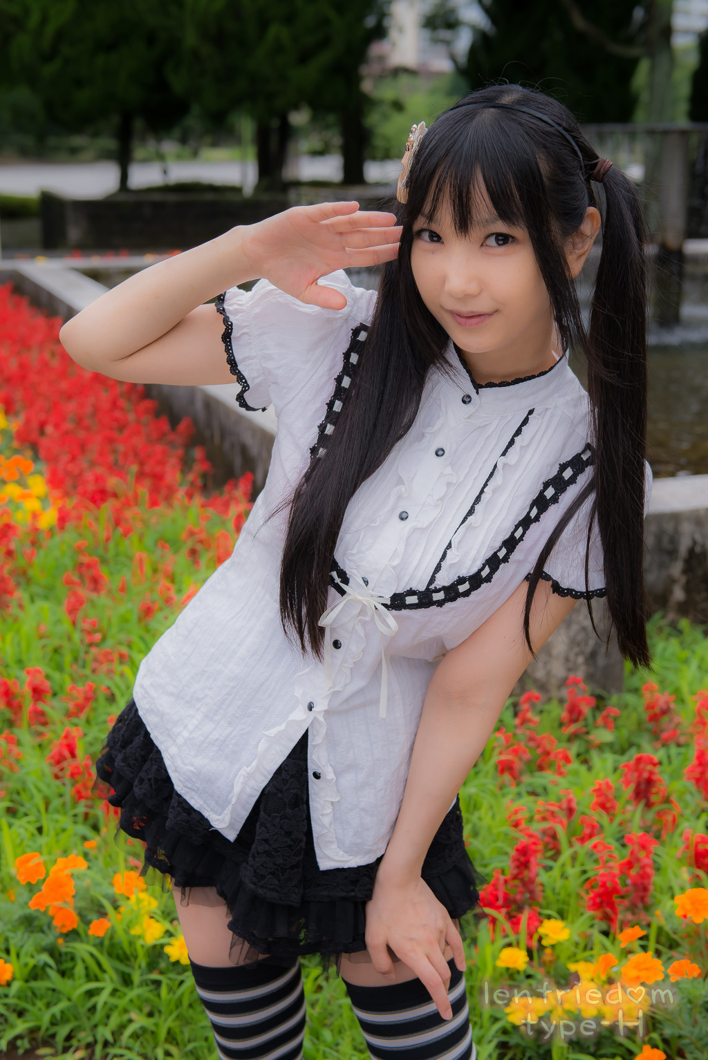 img/5/3/F/2/53F216DA4239E10018