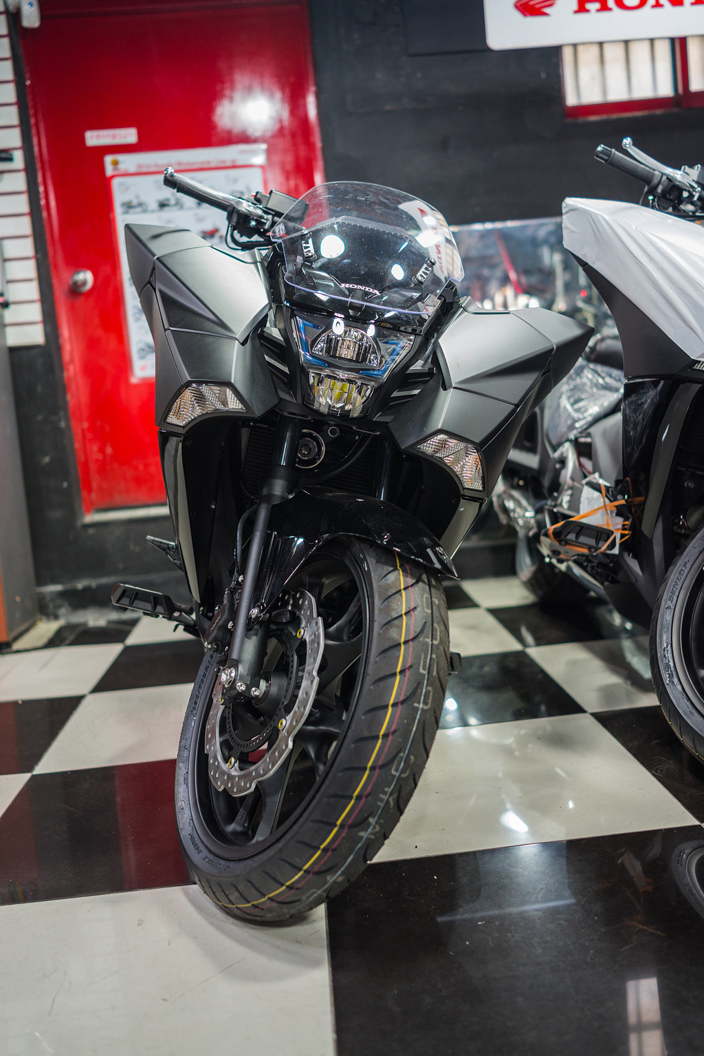 img/5/4/2/6/5426D92A4868860009