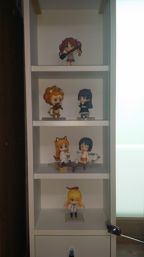 img/5/4/2/7/542792074B37A40038