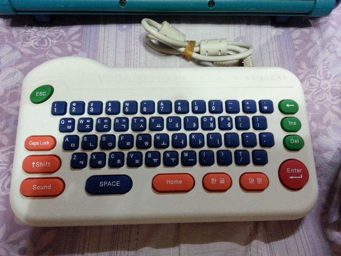 img/5/4/8/C/548C13AF430D620017