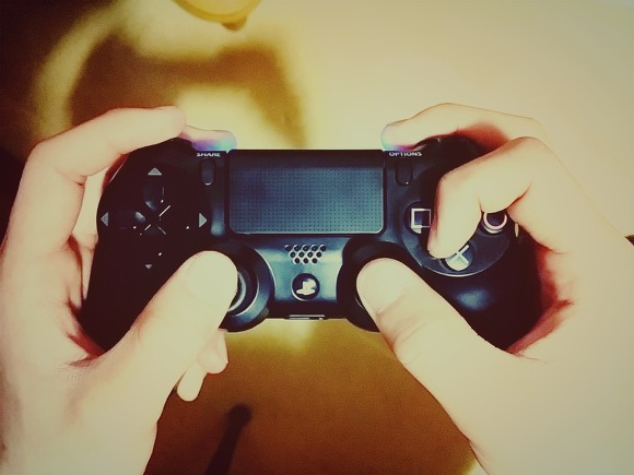 img/5/4/9/D/549D34494377440036