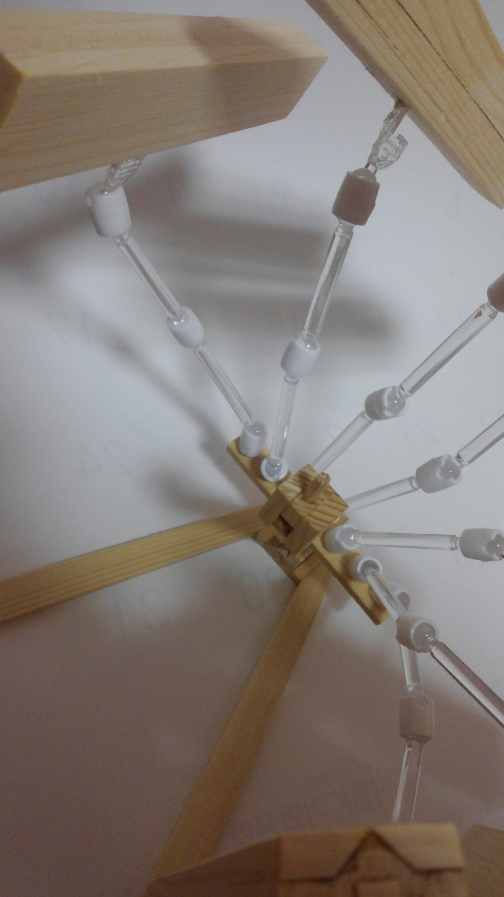 <나무젓가락공예> 나이트런 관지기_13.jpg