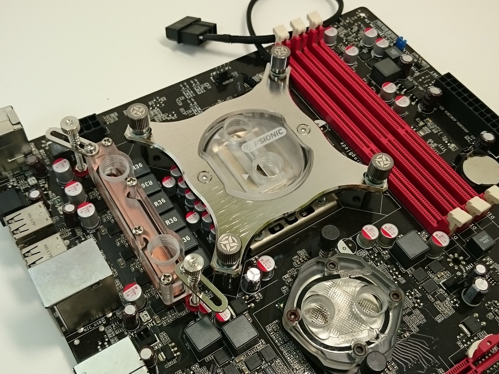 너무 더운 나머지 수냉으로 가벼렷습니다아 [초수압]_25.jpg