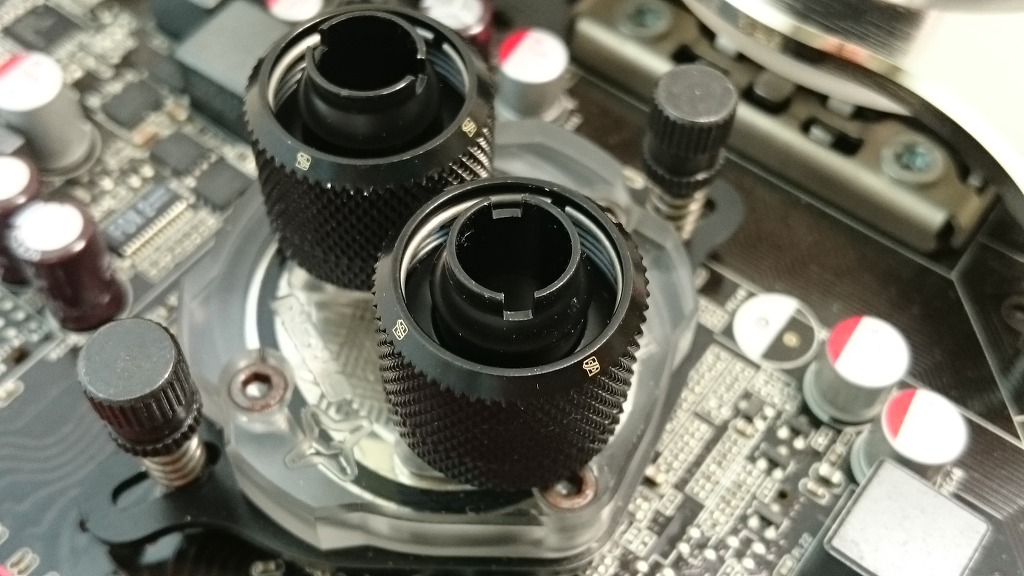 너무 더운 나머지 수냉으로 가벼렷습니다아 [초수압]_30.jpg