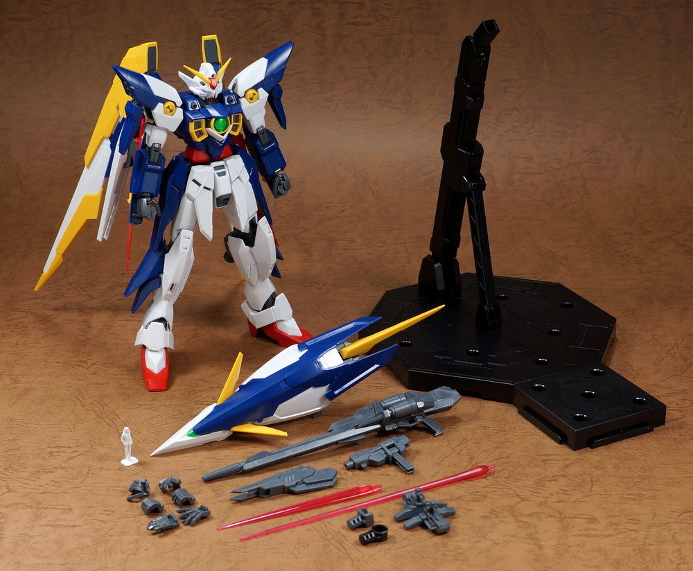 프리미엄반다이 웹한정 MG 건담 페니체 리나시타 알바 조립리뷰_18.jpg
