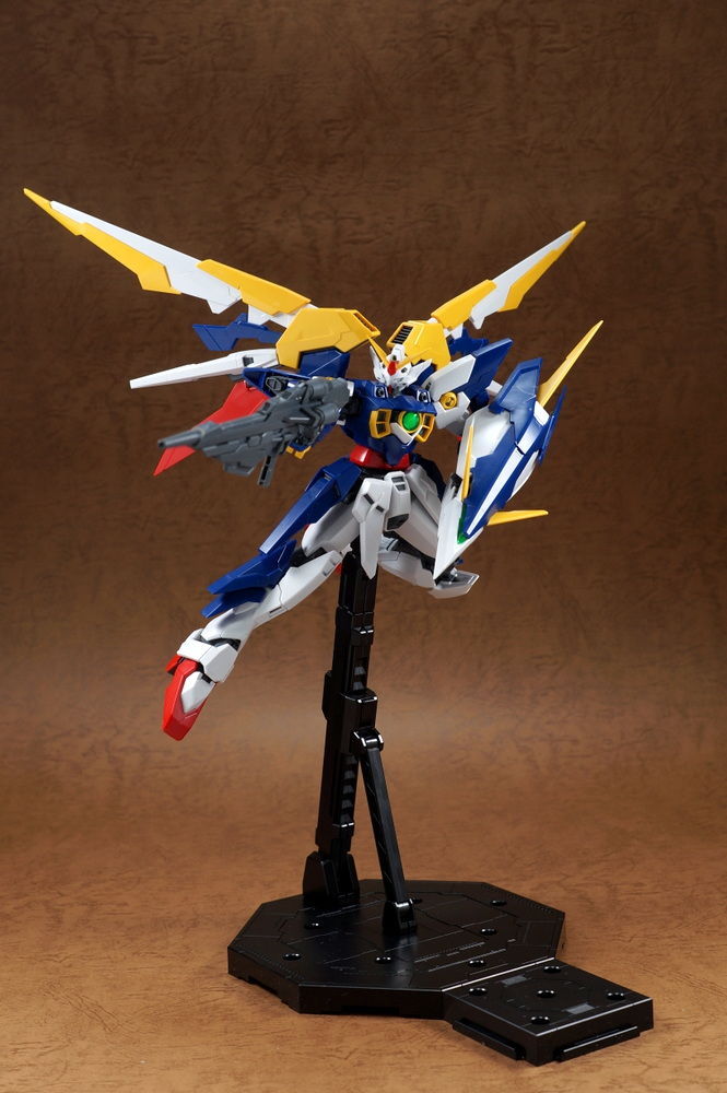 프리미엄반다이 웹한정 MG 건담 페니체 리나시타 알바 조립리뷰_20.jpg