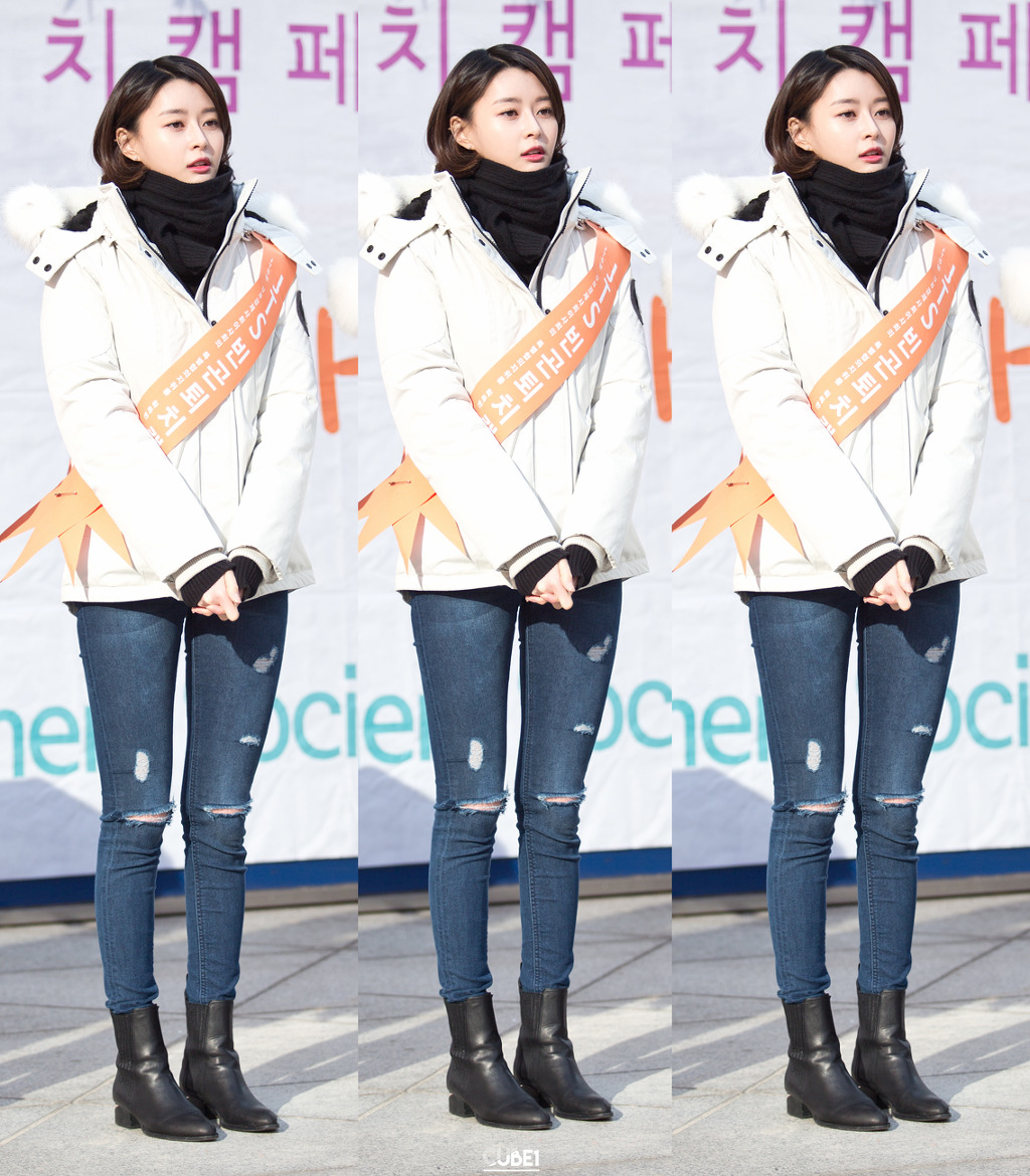 [사진]헬로비너스 나라,'여신 미모 뽐내며 모금활동'_9.jpg