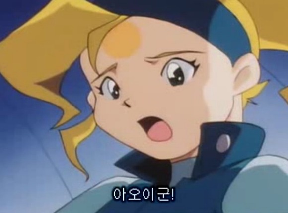 img/5/6/D/3/56D3E2154E421A0038