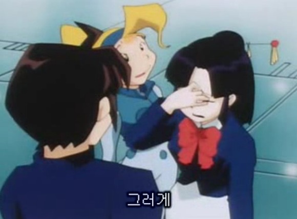 img/5/6/D/3/56D3E34447214B0018