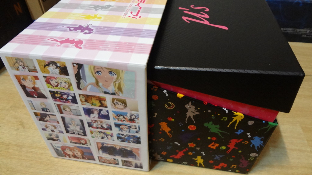 극장판 러브라이브! UFE (한국 정발판), 살펴 보기_2.jpg