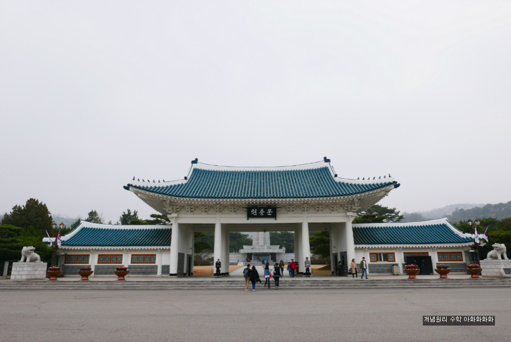 img/5/7/0/B/570BBF32383AA70017