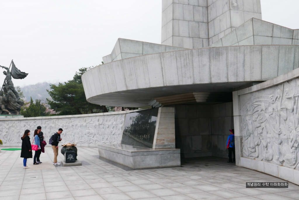 img/5/7/0/B/570BBFAE3C41DD0037