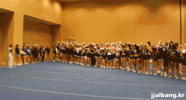 img/5/7/5/F/575F57CD3F2E410016