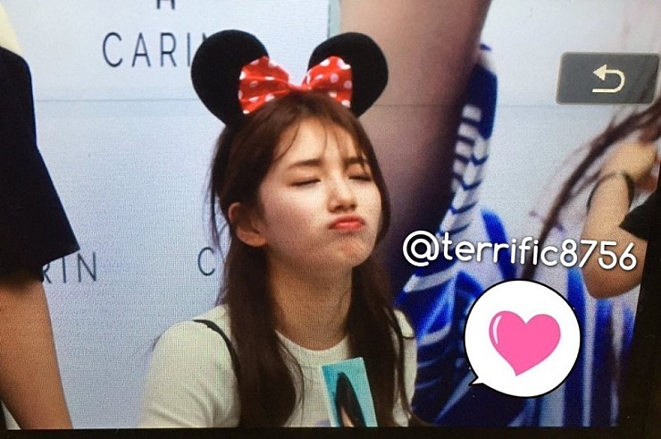  오늘자 수지_10.jpg