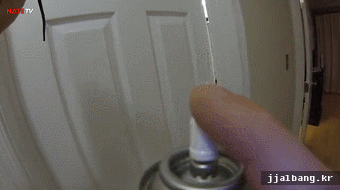 잘나가는 쉐이빙폼.gif_1.gif