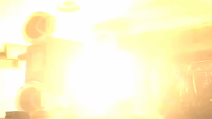 히틀러 암살 미수 사건.jpg_34.gif