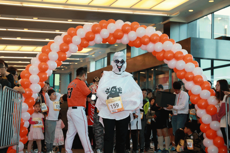 63빌딩 계단 오르기 대회_9.gif