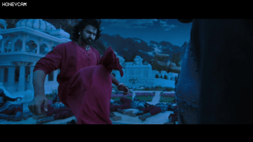 일본 애니 실사판영화가 성공하는 방법_2.gif