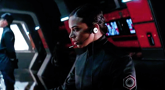 썬더볼츠 고스트 여배우를 대해서 알아보자!.jpg_23.gif