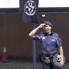 경찰견의 구조활동.gif_1.gif