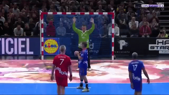 핸드볼 빠요엔.jpg_2.gif