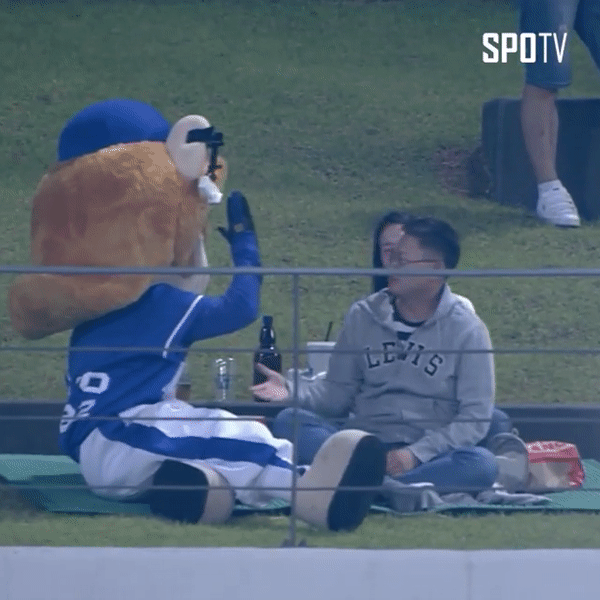 (데이터, PC권장) 똘끼넘치던 삼성 마스코트, 그리고 현재...gif_17.gif