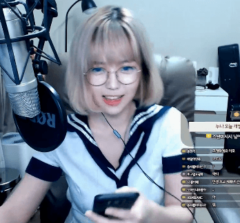 여 BJ 발바닥 보고 생각난것_2.gif