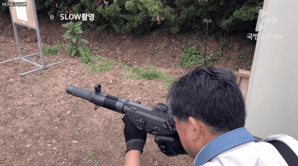 K7 기관단총_2.gif