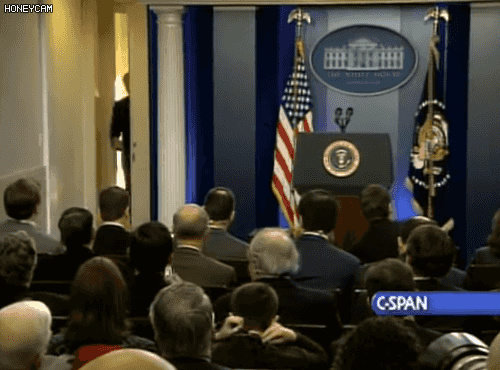 기레기를 숨 쉬듯이 패야하는 이유.jpg_15.gif