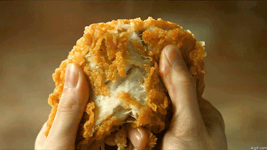 짬밥에 고기 안나오는 나라_2.gif
