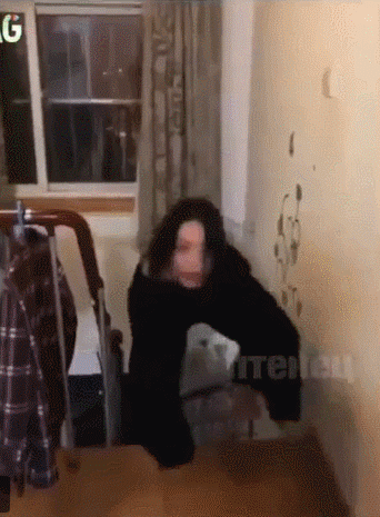 개꼴녀 섹시댄스_1.gif