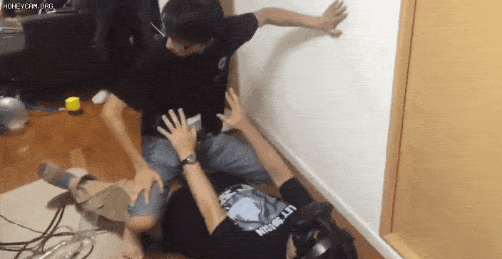 약후) VR챗의 현실_1.gif